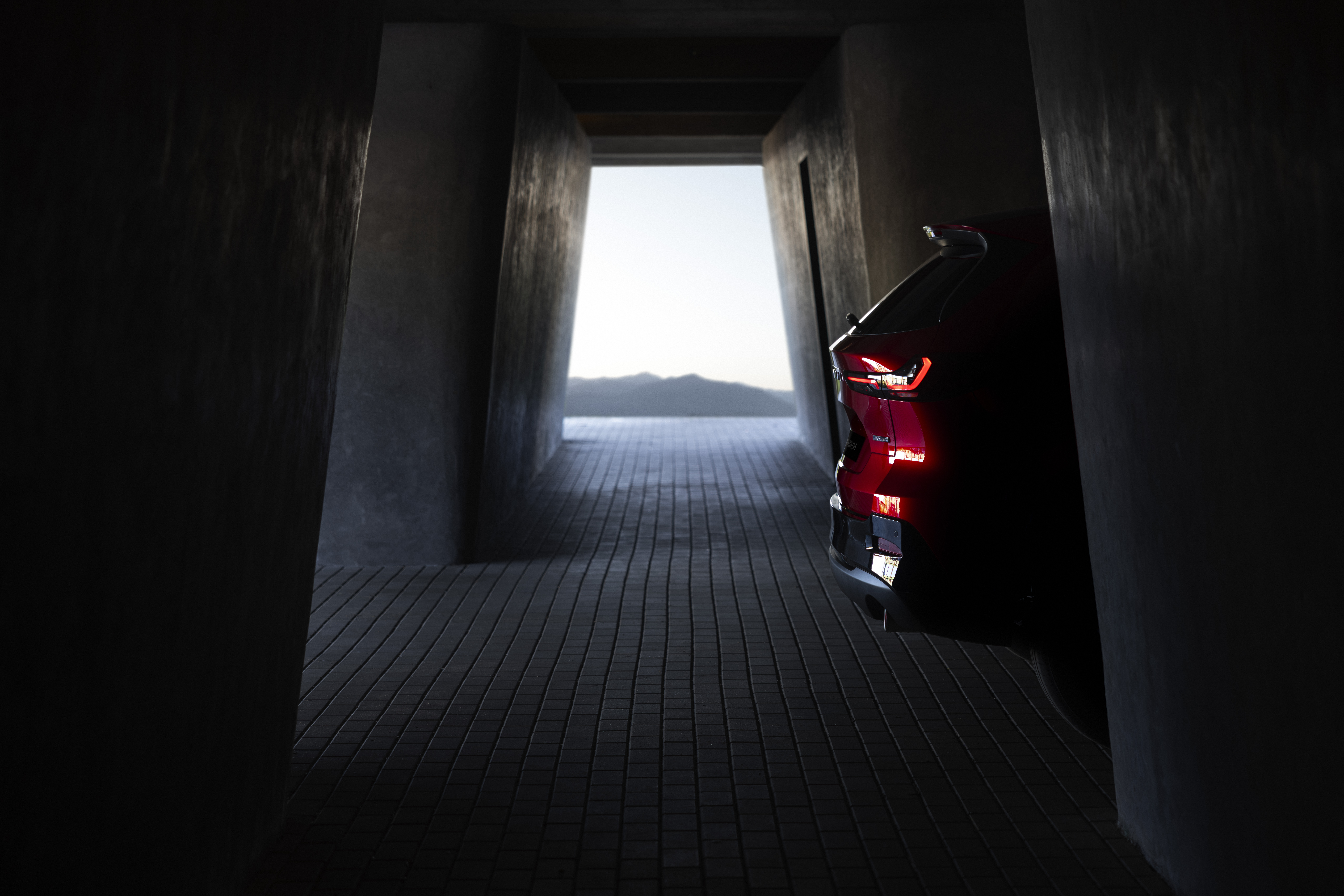 2025 CX 5 Teaser Still 01 Exteriorrear GER High%20 16X9