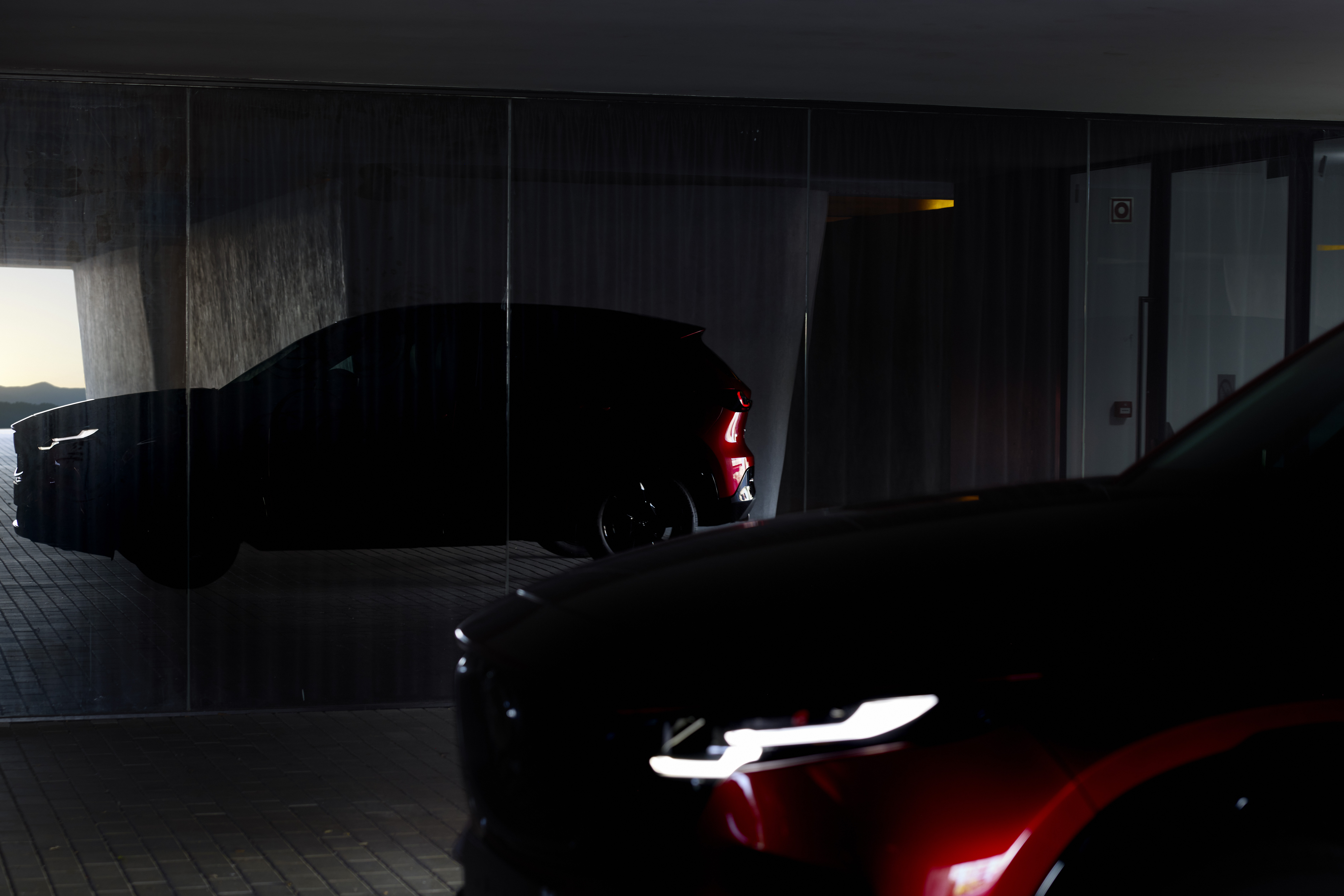 2025 CX 5 Teaser Still 03 Exteriorfront&Rear GER High%20 16X9